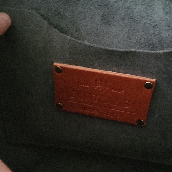 Portland Leather Goods Large Zipper Tote Storm/Tan - Picture 9 of 13